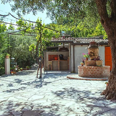 Home, Dom wakacyjny Castiglione De Sicilia